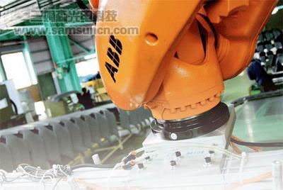 ABB IRB 6650S机器人在保险杠生产中的应用_shanqinquan.com